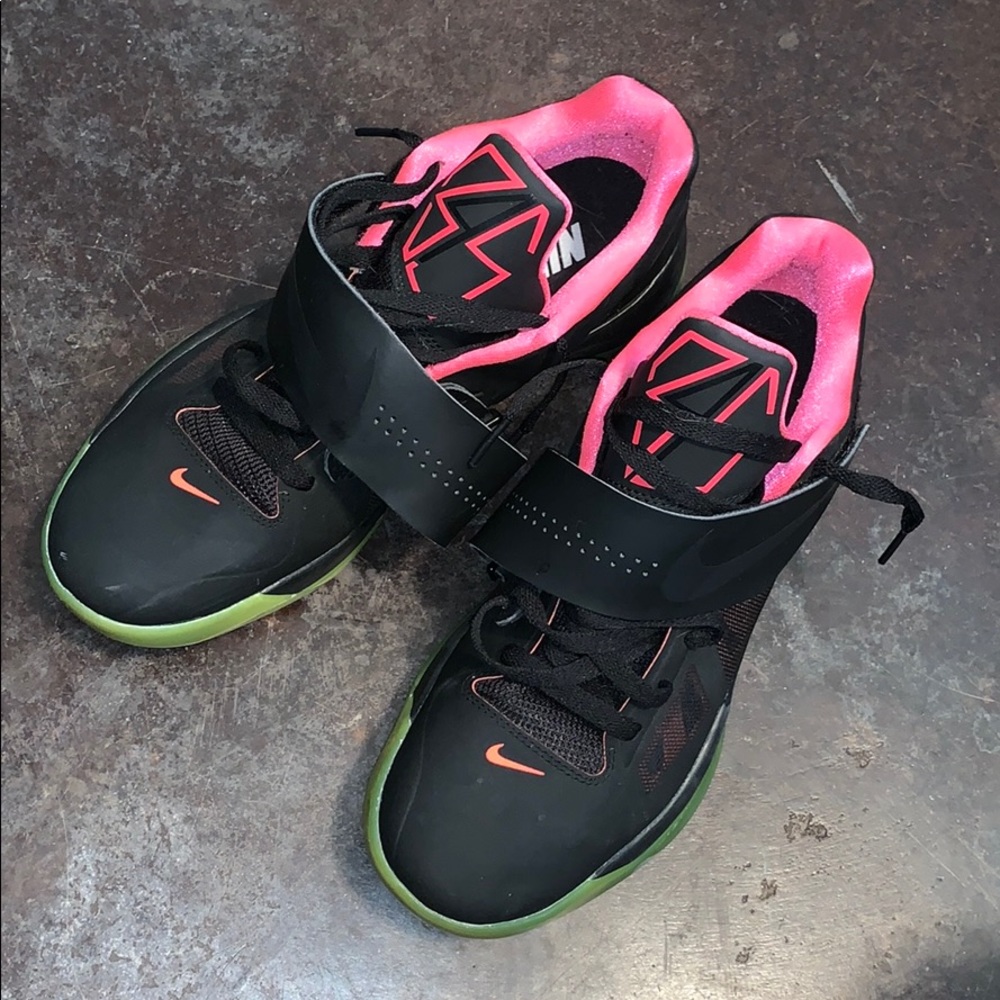 Kevin Durant men’s Nike shoes size 10